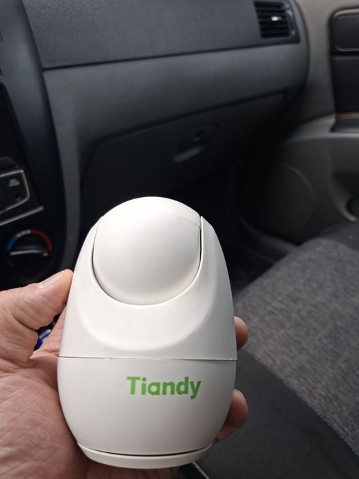 Mini kamera 124 gb fleshkasi bilan