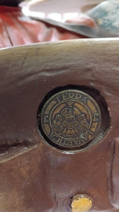 Забавна статуетка / поставка / -Лааф Лумел!