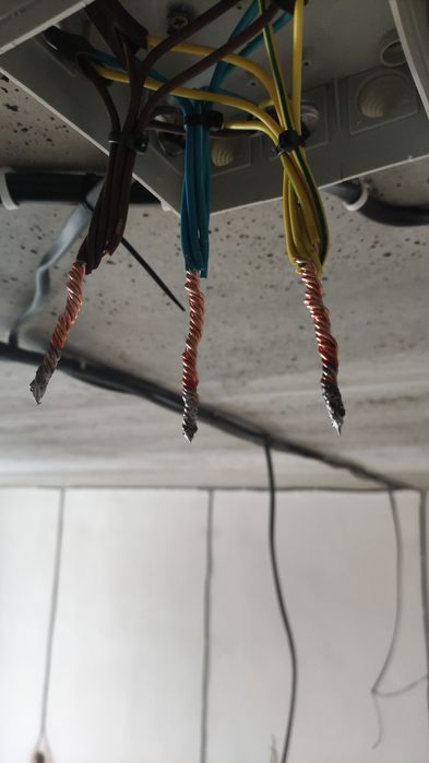 Услуги электромонтажника