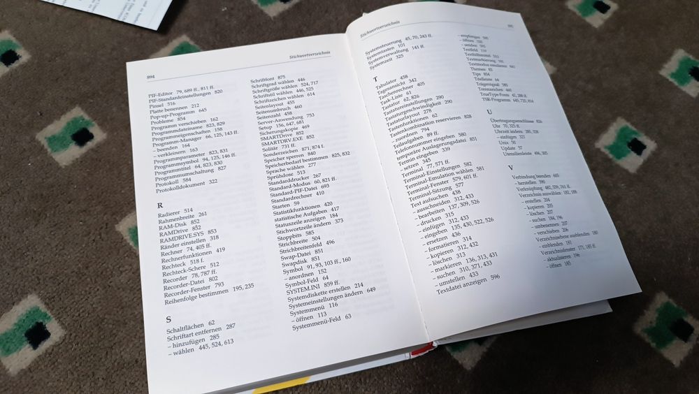 Луксозно ръководство за Windows 
3.1 на немски език