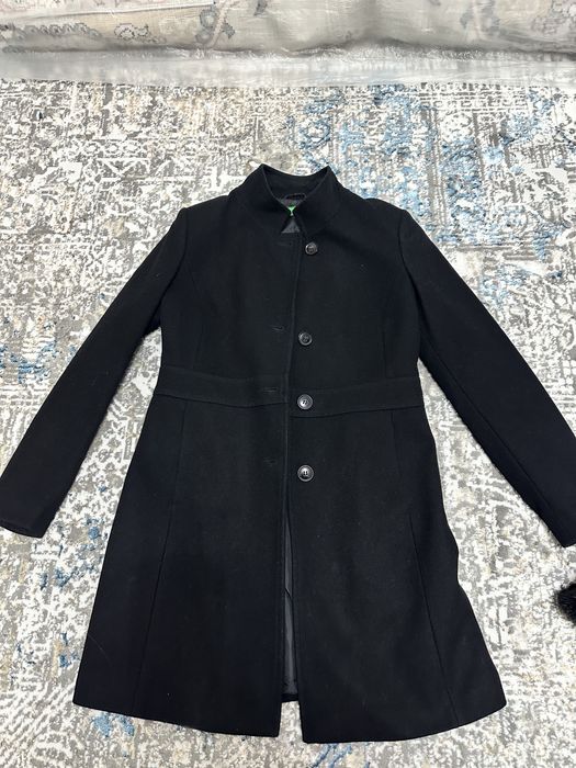 Продам пальто Benetton ,куртку и дубленку