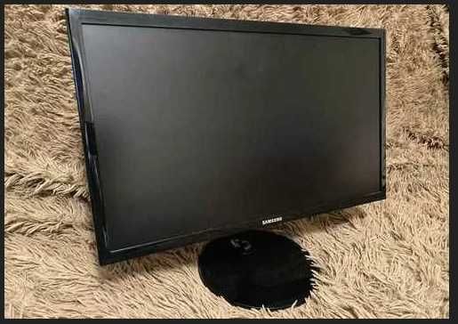 Монитор Samsung 22 S22F350FHI черный