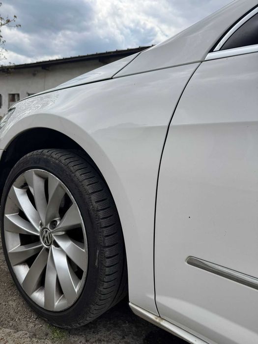 Aripa stanga LB9A Volkswagen Passat CC 2.0 CFGB 2011