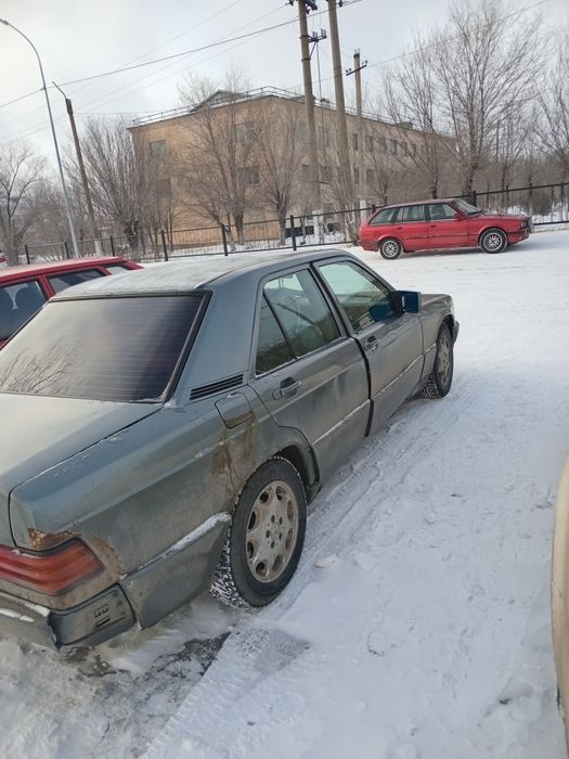 Мерседес 190 124/102