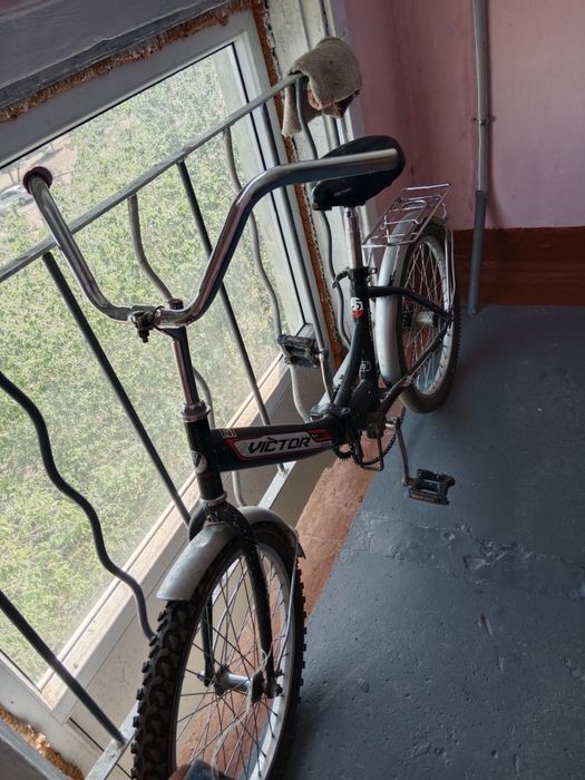 Продается велосипед возраст от 6 лет до 13 лет