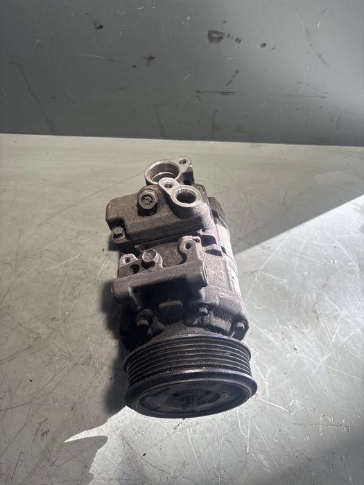 Compresor AC 8kd260805 Audi A4 2008 1.8 TFSI multitronic (120 hp)