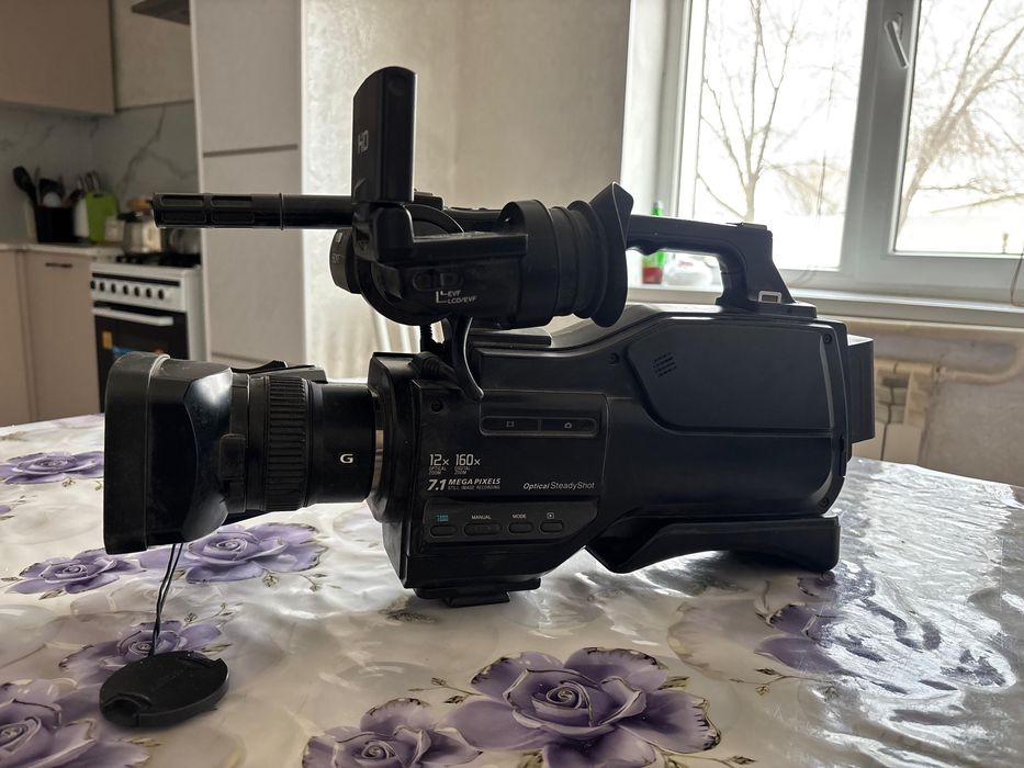 Видеокамера сатылады, көп қолданылмаған