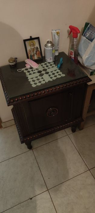 Set 2 fotolii+2 noptiere din lemn masiv!