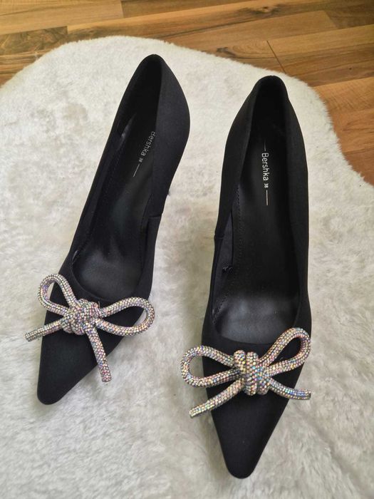 Pantofi eleganti Bershka toc cui