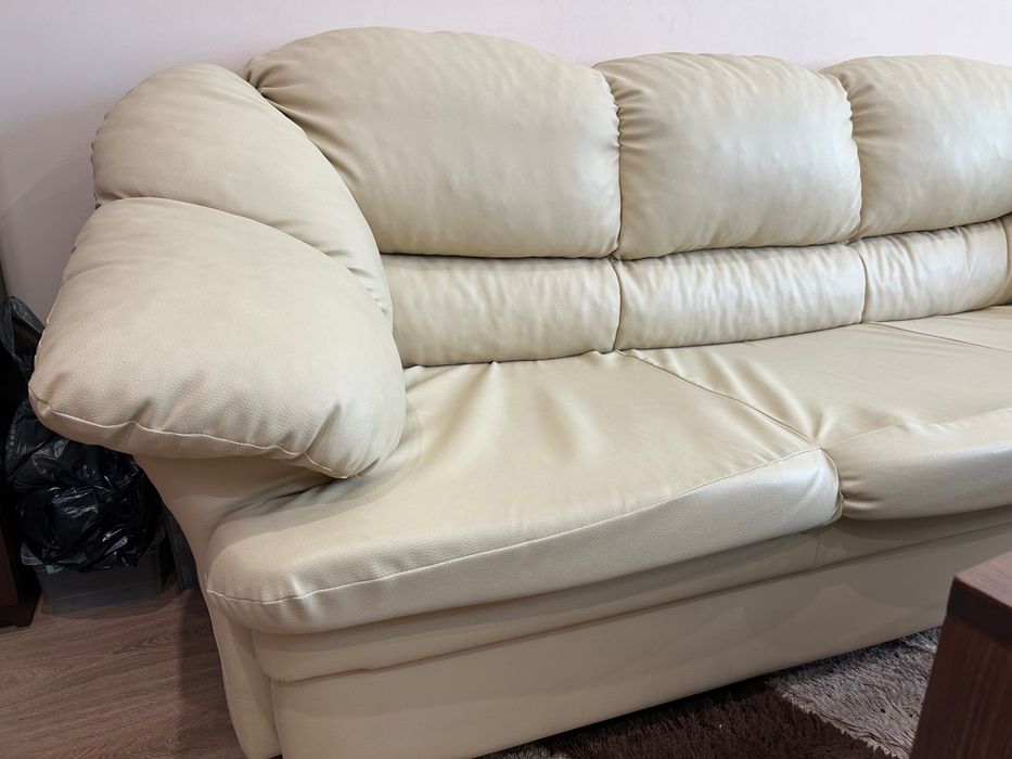 Диван  изкуствена кожа