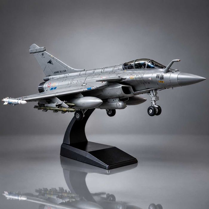 Macheta Avion F-14A /A10 /F-18F /Rafale scara 1:72 27cm