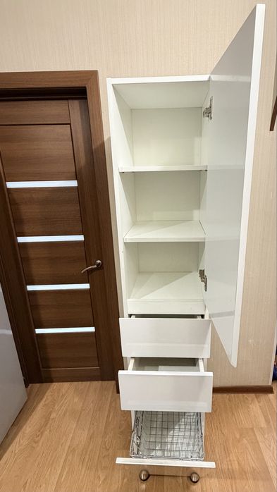 Шкафчик в ванную