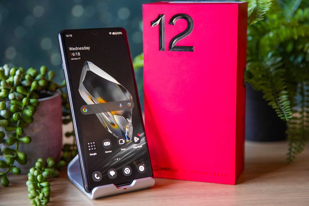 OnePlus 12 16gb Ram, 1tb stocare