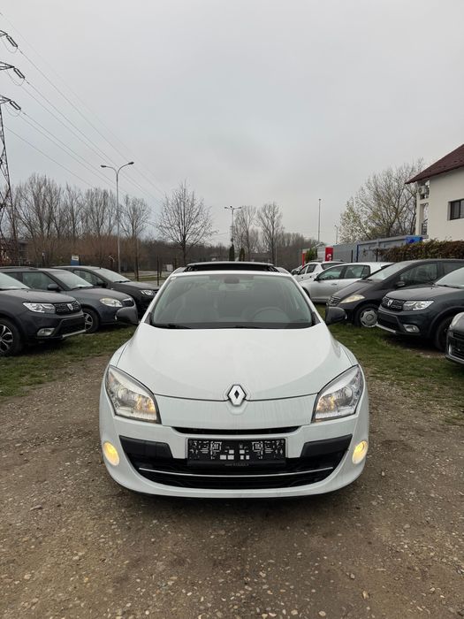 Renault Megane Bose 2012 1.5DCI - Panoramic / Piele / Senzori