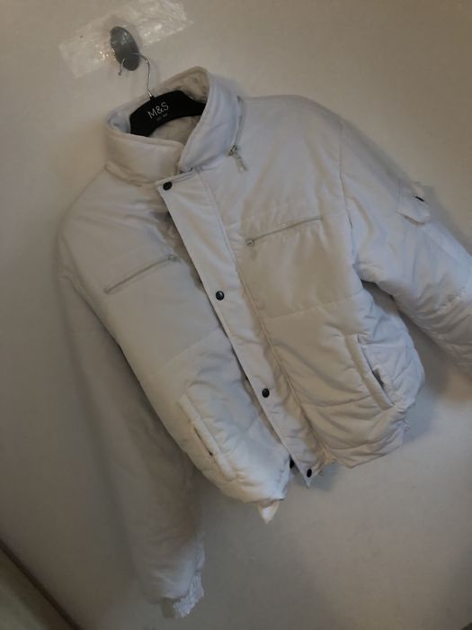 geaca alba fara gluga