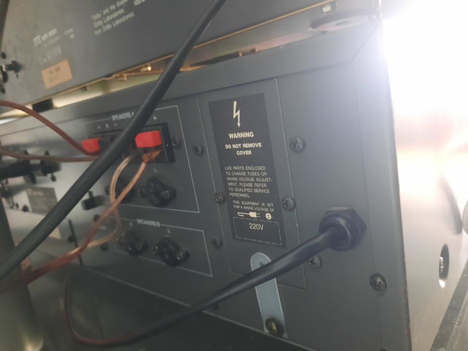 Vand  deck si tuner/amplifier  ITT