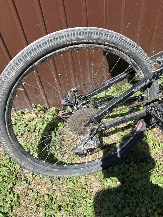 Bicicleta full suspension