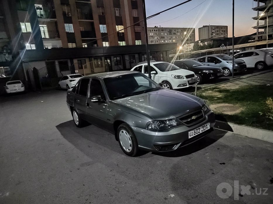 Продаю нексию сонс