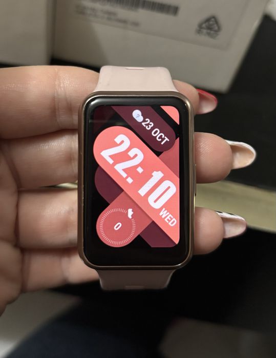 Смарт часовник Huawei watch fit