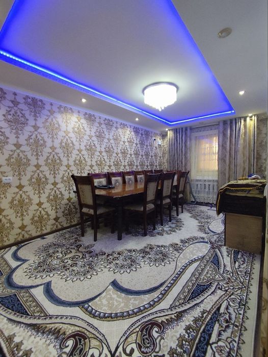 Продаётся 3 х комнатная квартира на РАДУГЕ