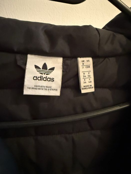 Дамско яке adidas