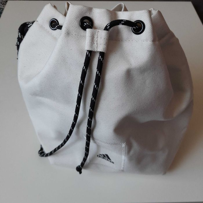 .Сумочки Adidas,Puma