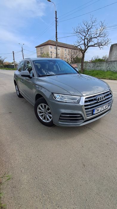 Audi Q5  QUATRO S LINE  2.0 .190cp..2019 ..RATE*200 000 km