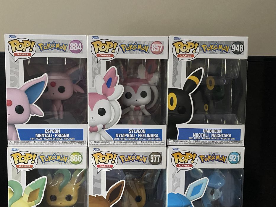 Pokemon Eeveelutions Funko Pop колекция