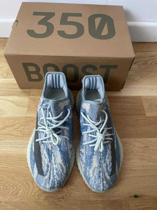 Yeezy 350 V2 Blue Marimea 43 si 44