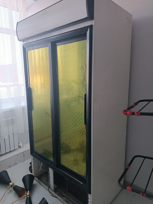 Холодильник двухдверный