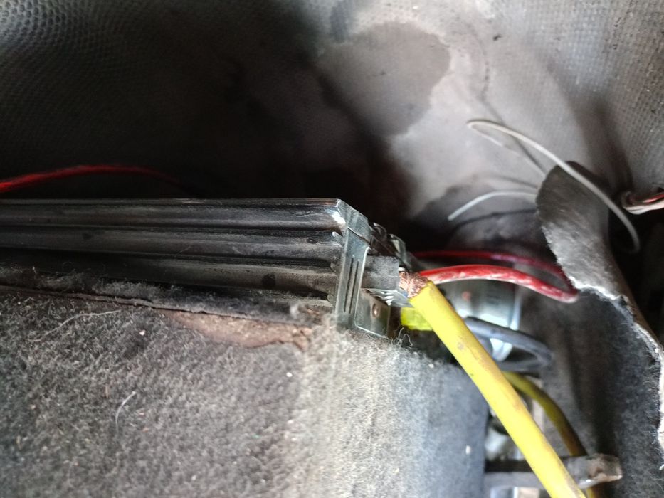 Продам сабвуфер..