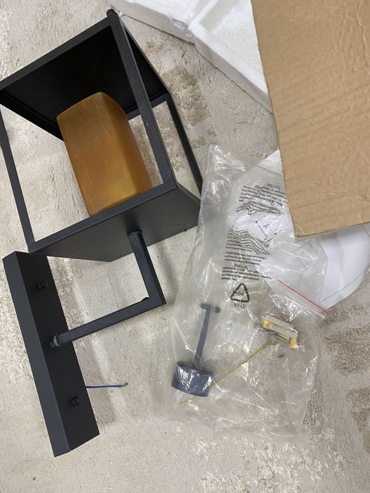 Продам настенный Бра