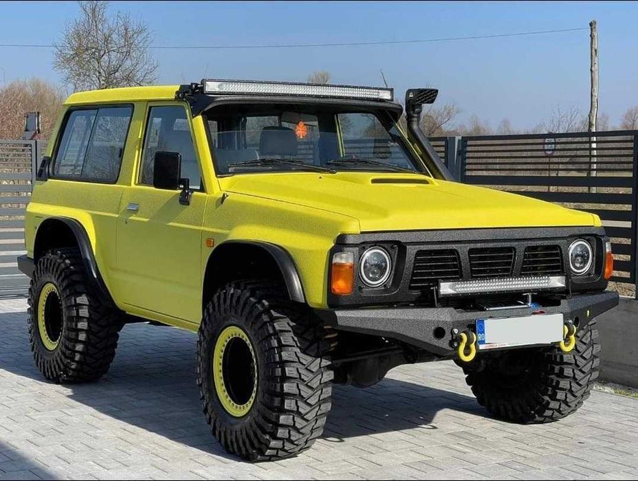 Suport/Suporti LED BAR geam/plafon Patrol Y60 Y61