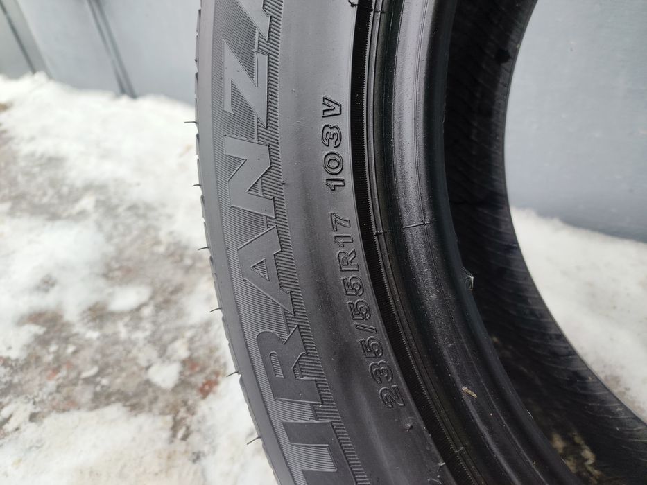 225/45/R17, 235/55/R17