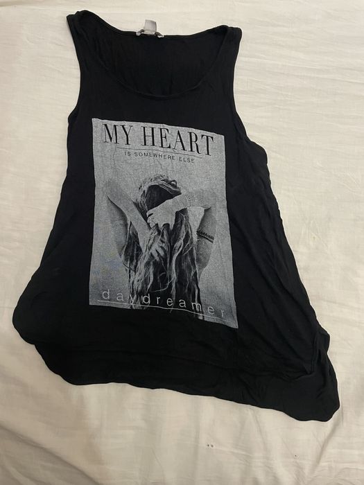 Дамски топове и тениски