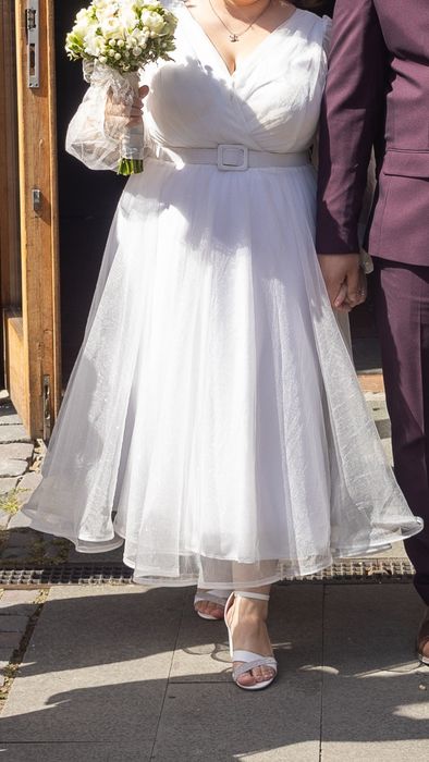 Vând rochita cununie civila