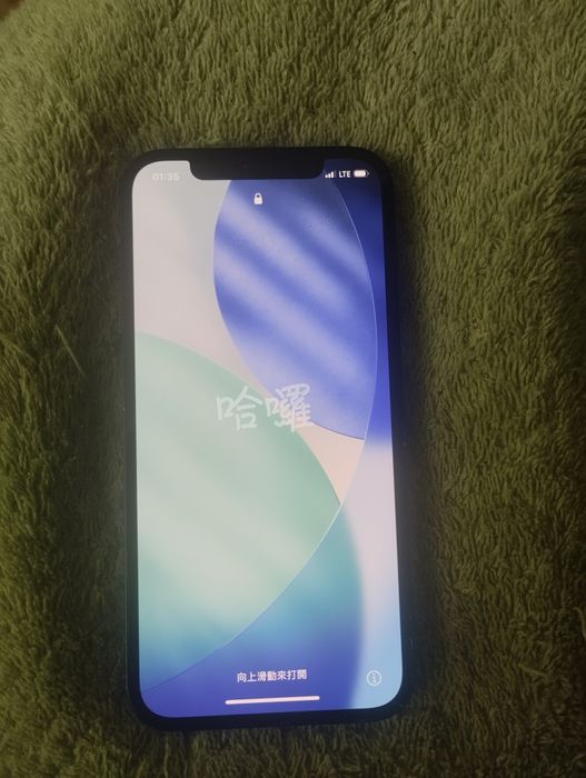 iPhone 12 в хорошем состояние