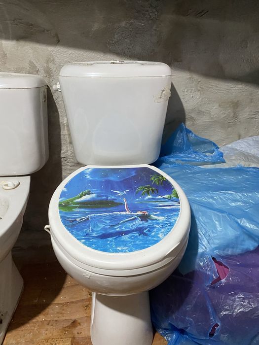 Продам унитаз