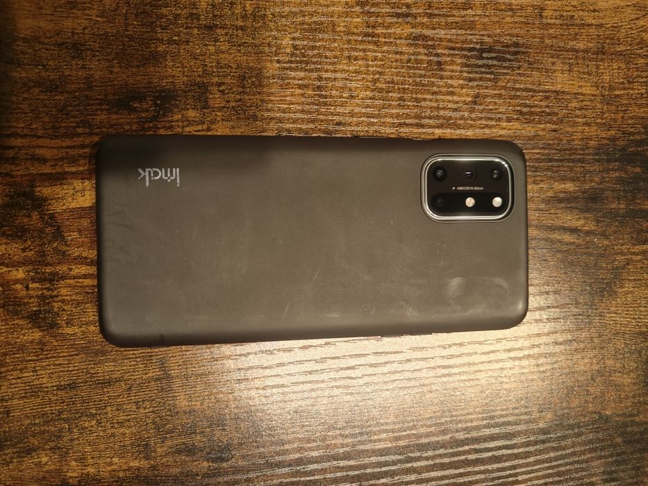 Vând oneplus 8T 128gb