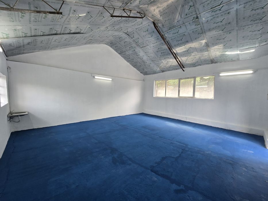 Hala de Inchiriat 75 Mp cu 380