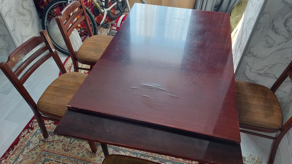 Стол раздвижной продаётся