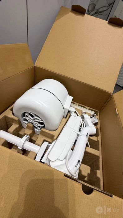 Продам пылесос для маникюра 4Blanc Pro