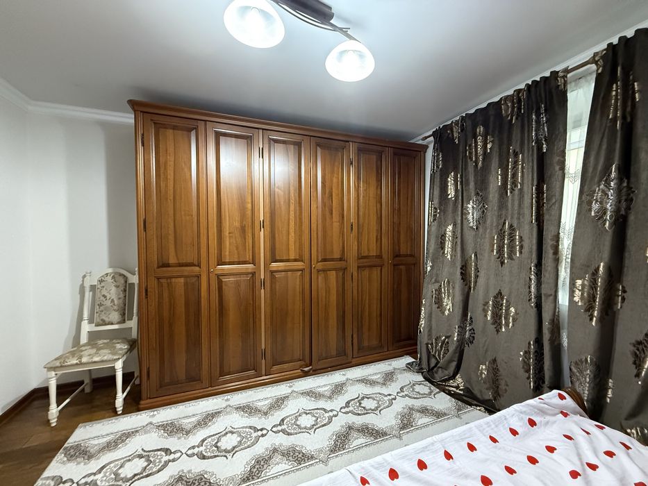 Срочно! Продаю спальный гарнитур