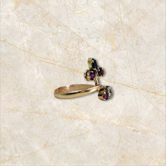 Златен пръстен 14к с ярък ДИАМАНТ 0.25ct, сапфир и рубин
