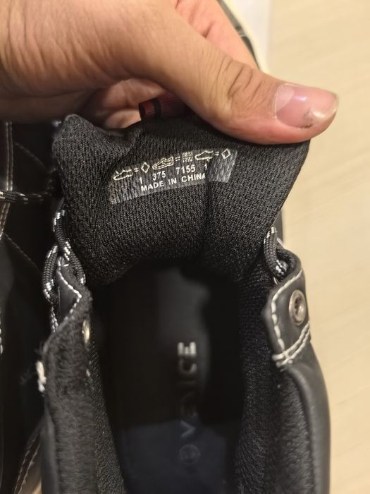 VMCE Високи спортни кецове Размер 45