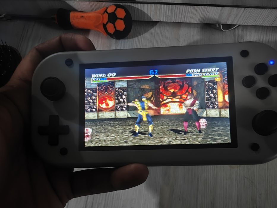 IGROVOY KONSOL. M17. Nostalgiya - sony, sega shaydolari uchun.