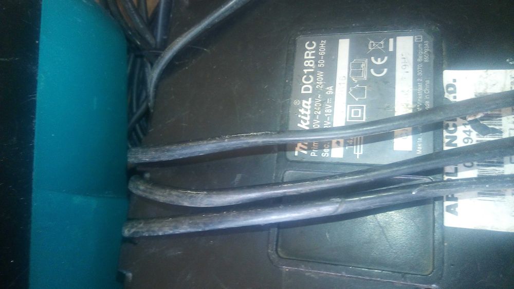 Оригинални зарядни makita
