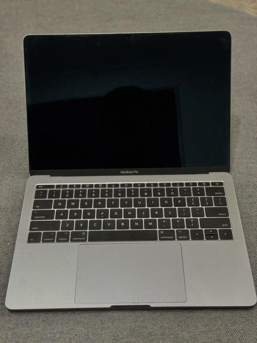 MacBook Pro 13” 2017 | Идеал | 256GB SSD | Срочно