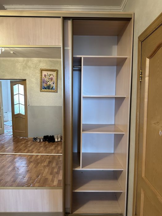 Продам шкаф купе