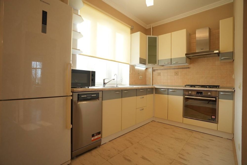 Продается 2х комнатная квартира, ор-р: Улица Бабура, 62м²